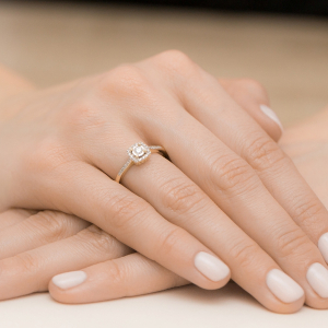 Wielokamieniowy Pierścionek z Diamentami 0,21ct - złoto próby 585. W-0462